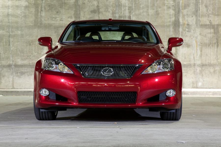  Lexus IS250C 2008 года  (фото 31 из 113)